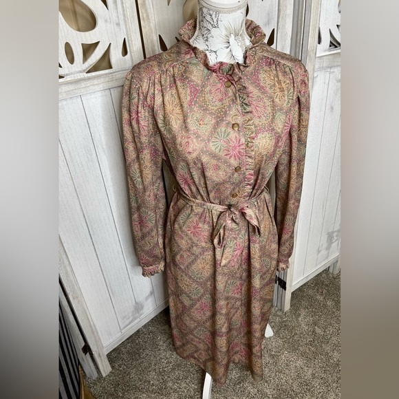 Vintage In A Carol Floral Paisley Chocolate Shift House Coat Size 14 Large USA - Picture 1 of 5
